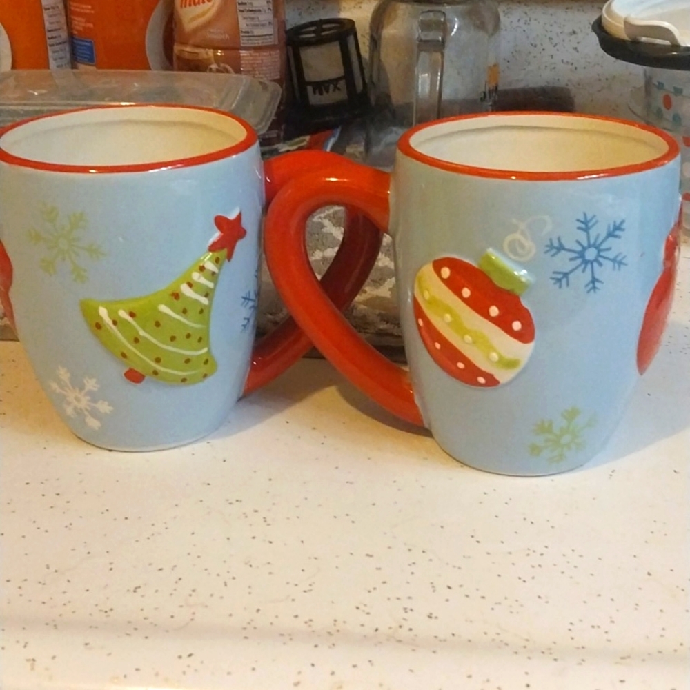 2 hot cocoa and coffee mugs